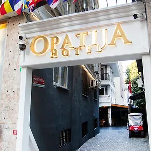 Opatija Отель Стамбул